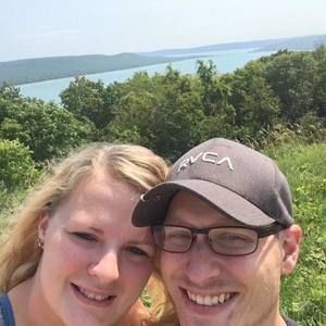 Meet your Posher, Cari